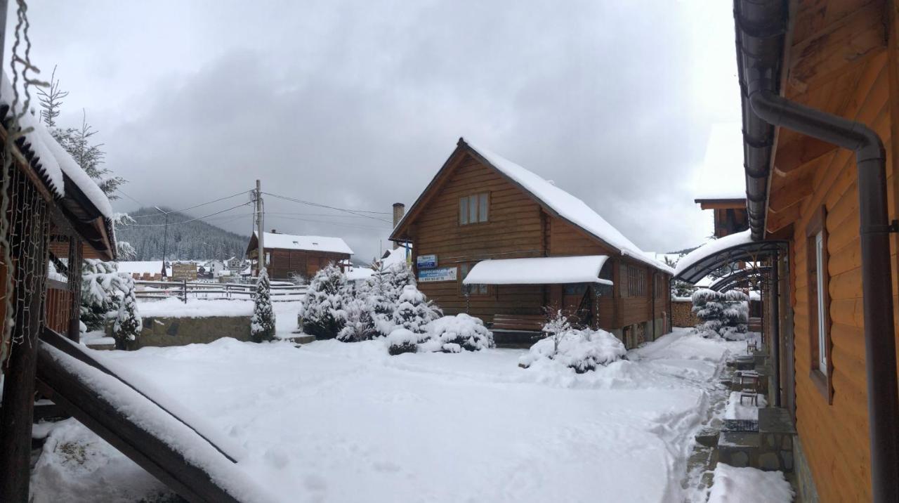 Guest House Kaspiy บูโคเวล ภายนอก รูปภาพ