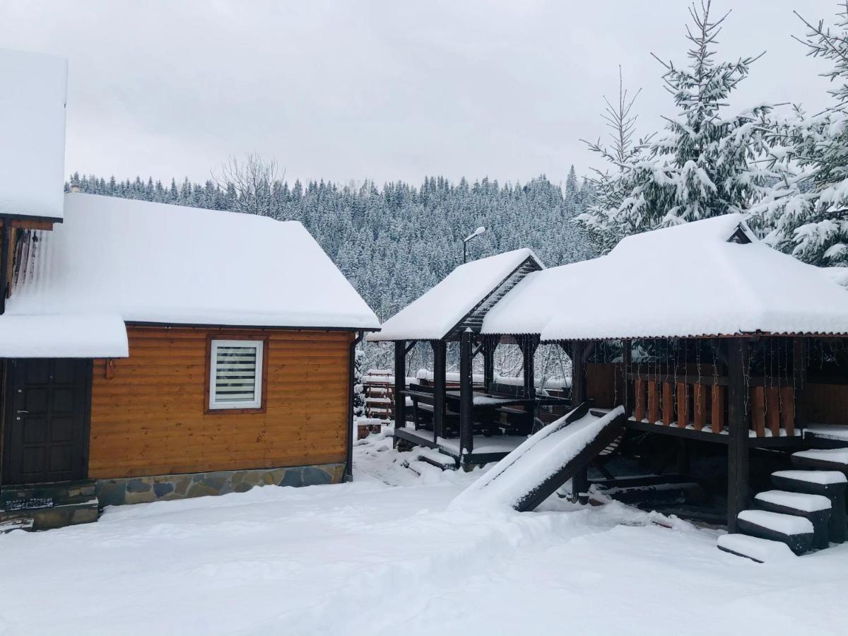 Guest House Kaspiy บูโคเวล ภายนอก รูปภาพ