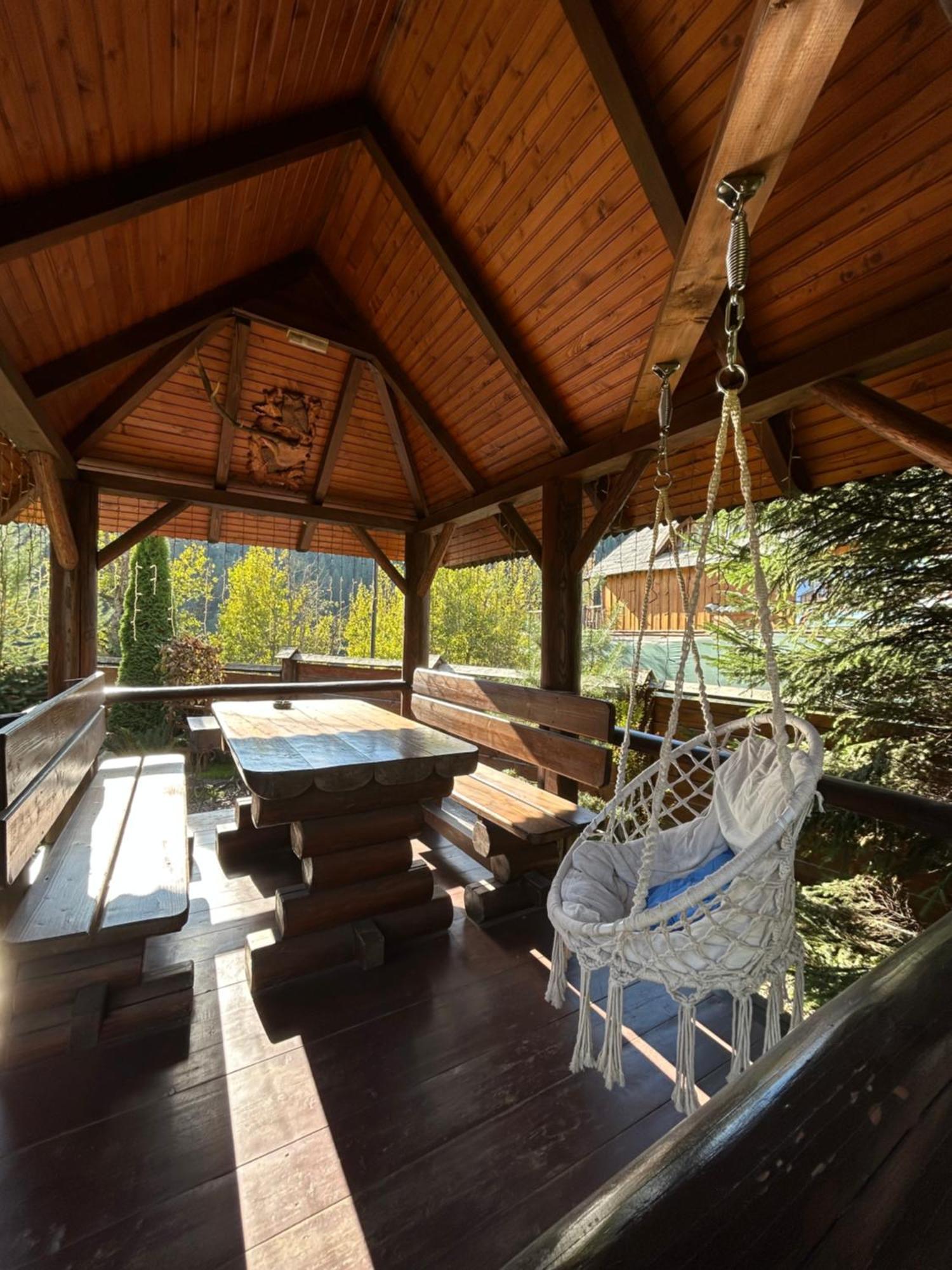 Guest House Kaspiy บูโคเวล ภายนอก รูปภาพ