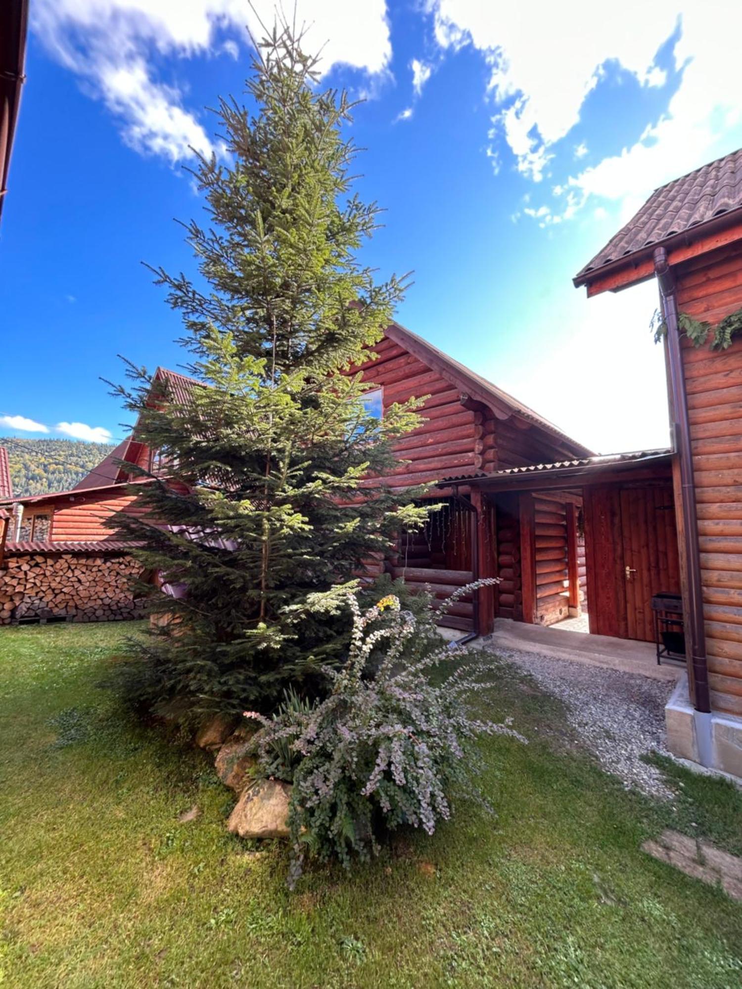 Guest House Kaspiy บูโคเวล ภายนอก รูปภาพ