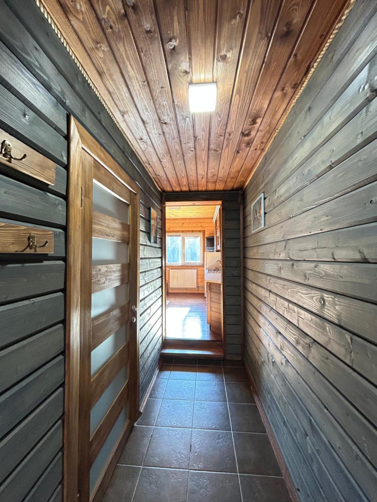 Guest House Kaspiy บูโคเวล ภายนอก รูปภาพ