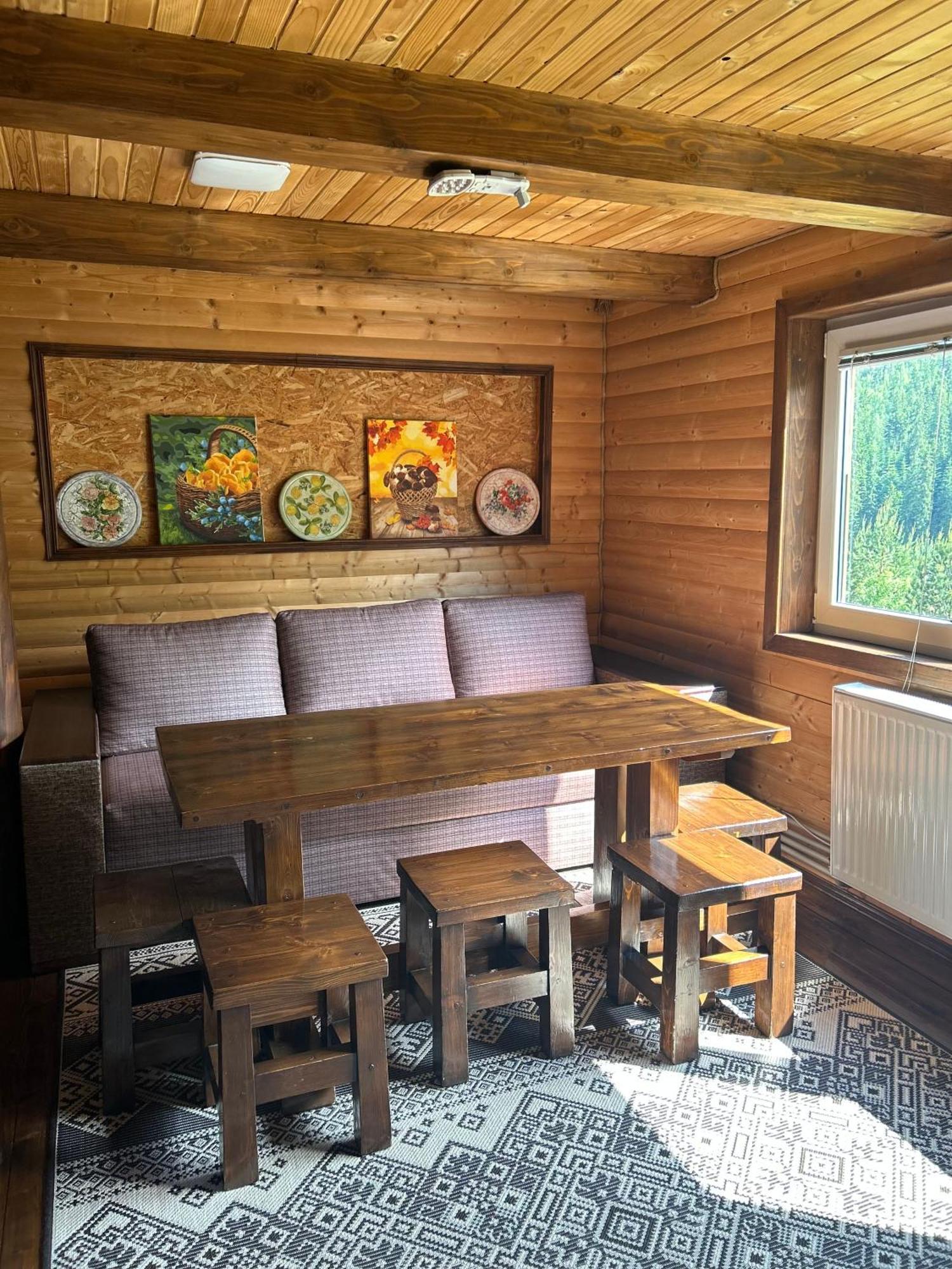 Guest House Kaspiy บูโคเวล ภายนอก รูปภาพ