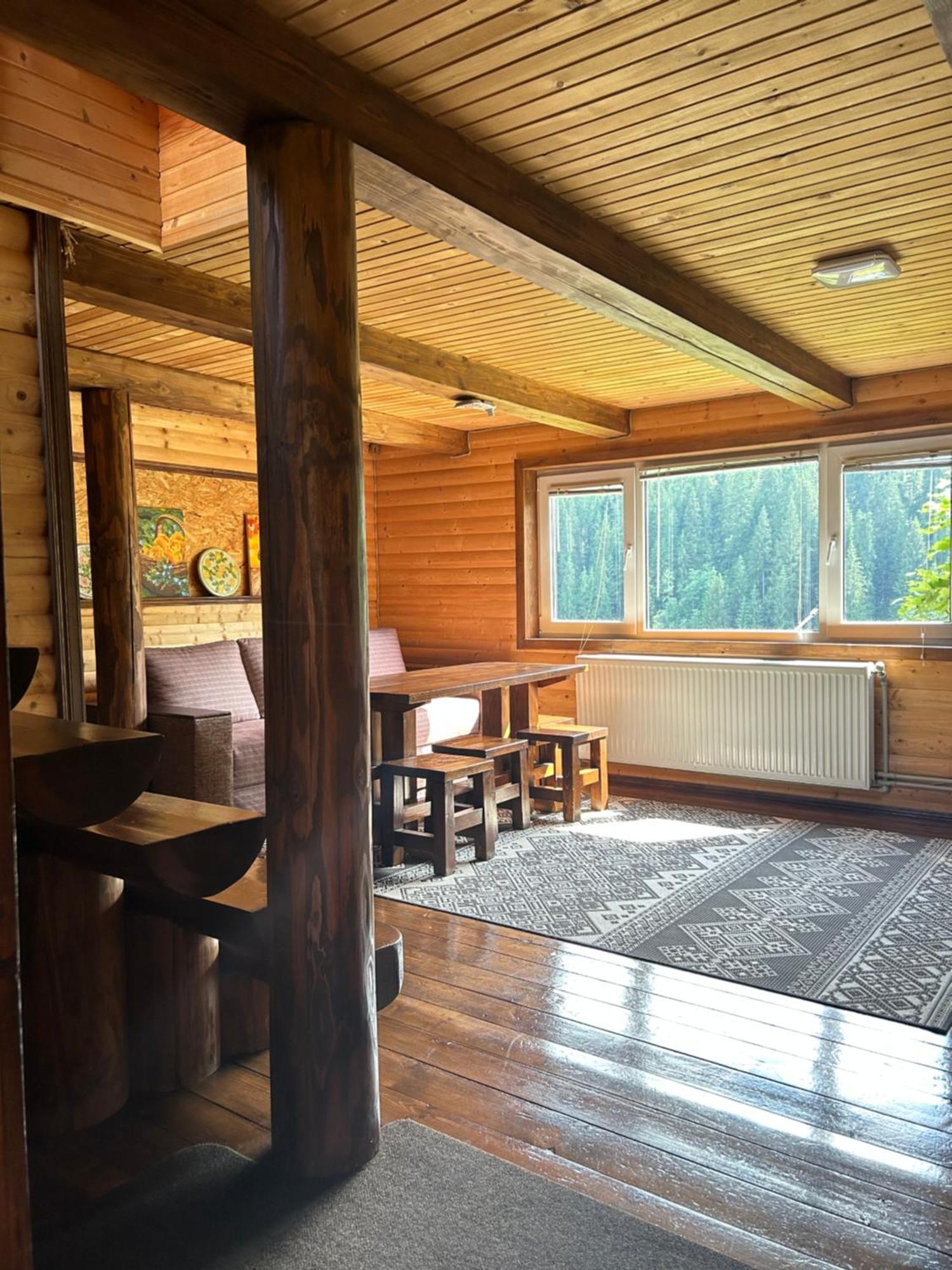 Guest House Kaspiy บูโคเวล ภายนอก รูปภาพ
